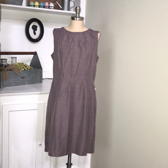 LOFT Dresses & Skirts - NWT Loft dress exposed gold zipper 14